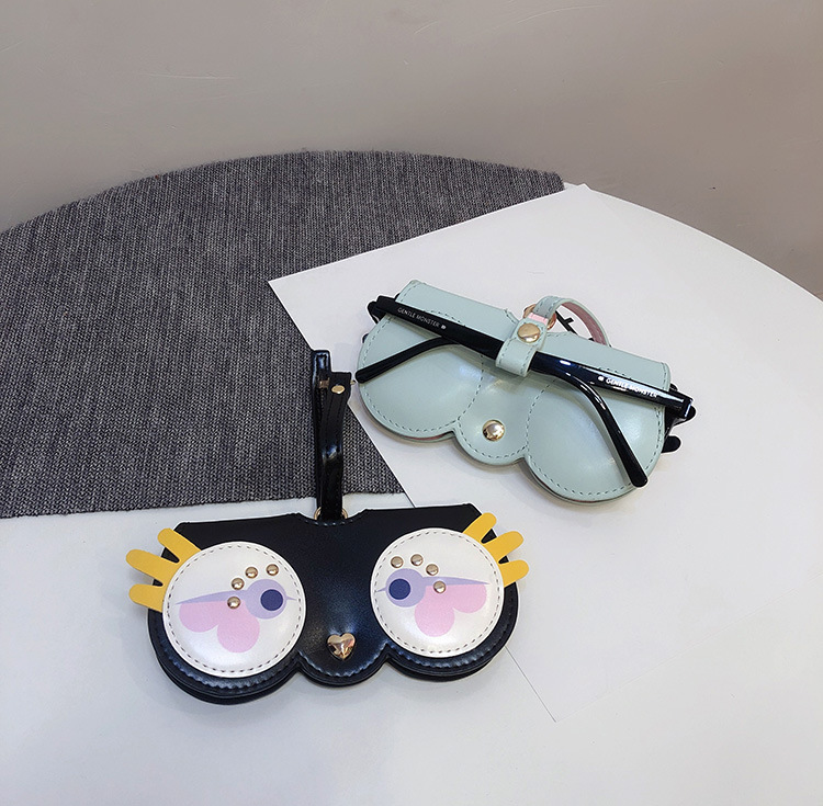 ins cartoon cute glasses case  - Jewelry Making Glasses 评论和价格