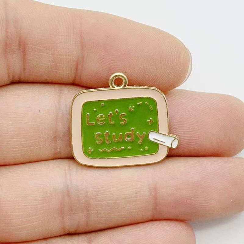 10pcs graduation season access - Jewelry Making Books 评论和价格