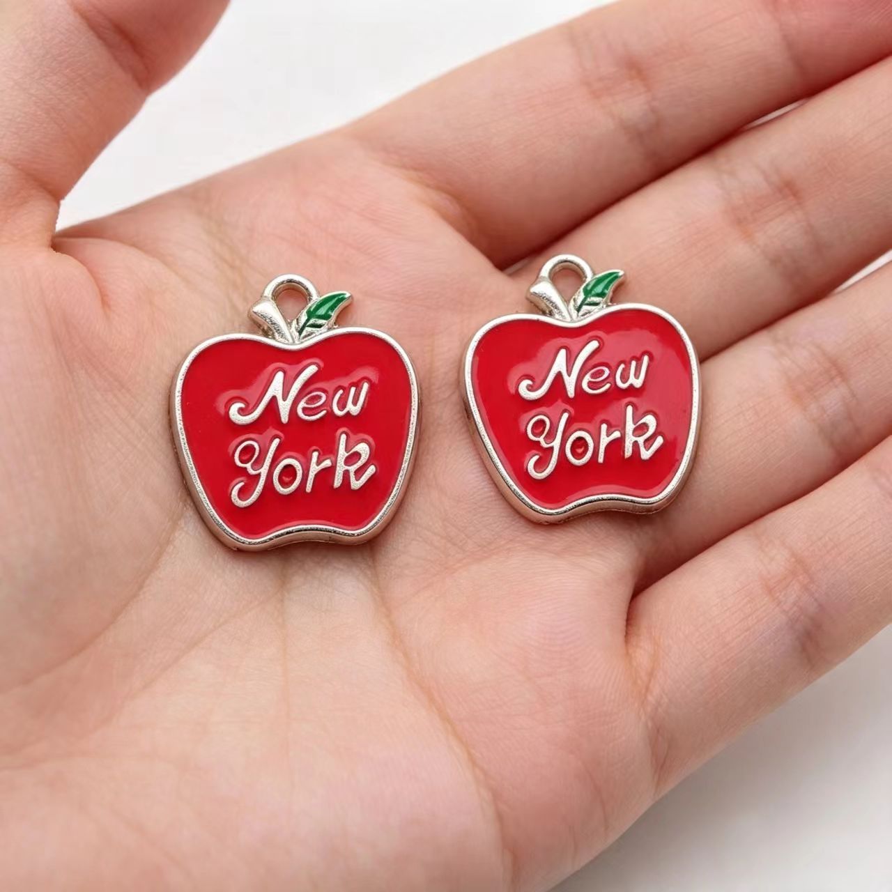 10Pcs Enamel Apple New York Ch - Jewelry Making York 评论和价格